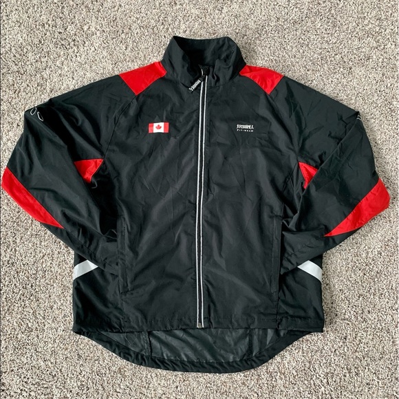 Running Room Run Team Canada Jacket - Picture 1 of 14